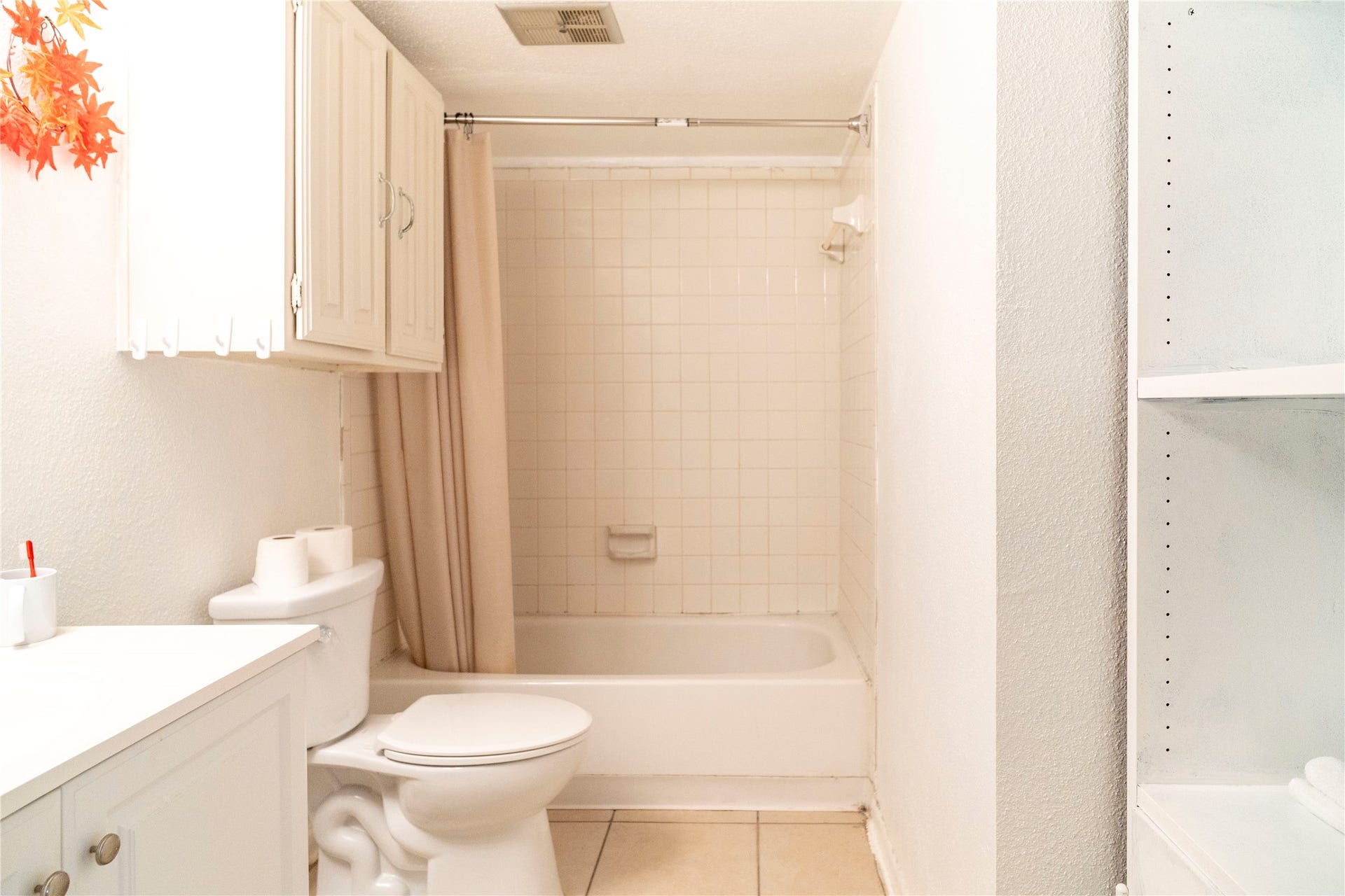 10202 Forum Park Drive, #211, Houston, TX 77036
