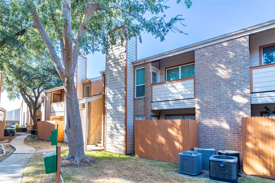 Property photo for 10202 Forum Park Drive, #211, Houston, TX
