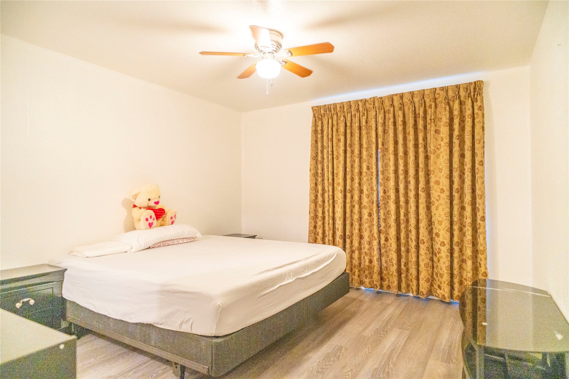 10202 Forum Park Drive, #211, Houston, TX 77036