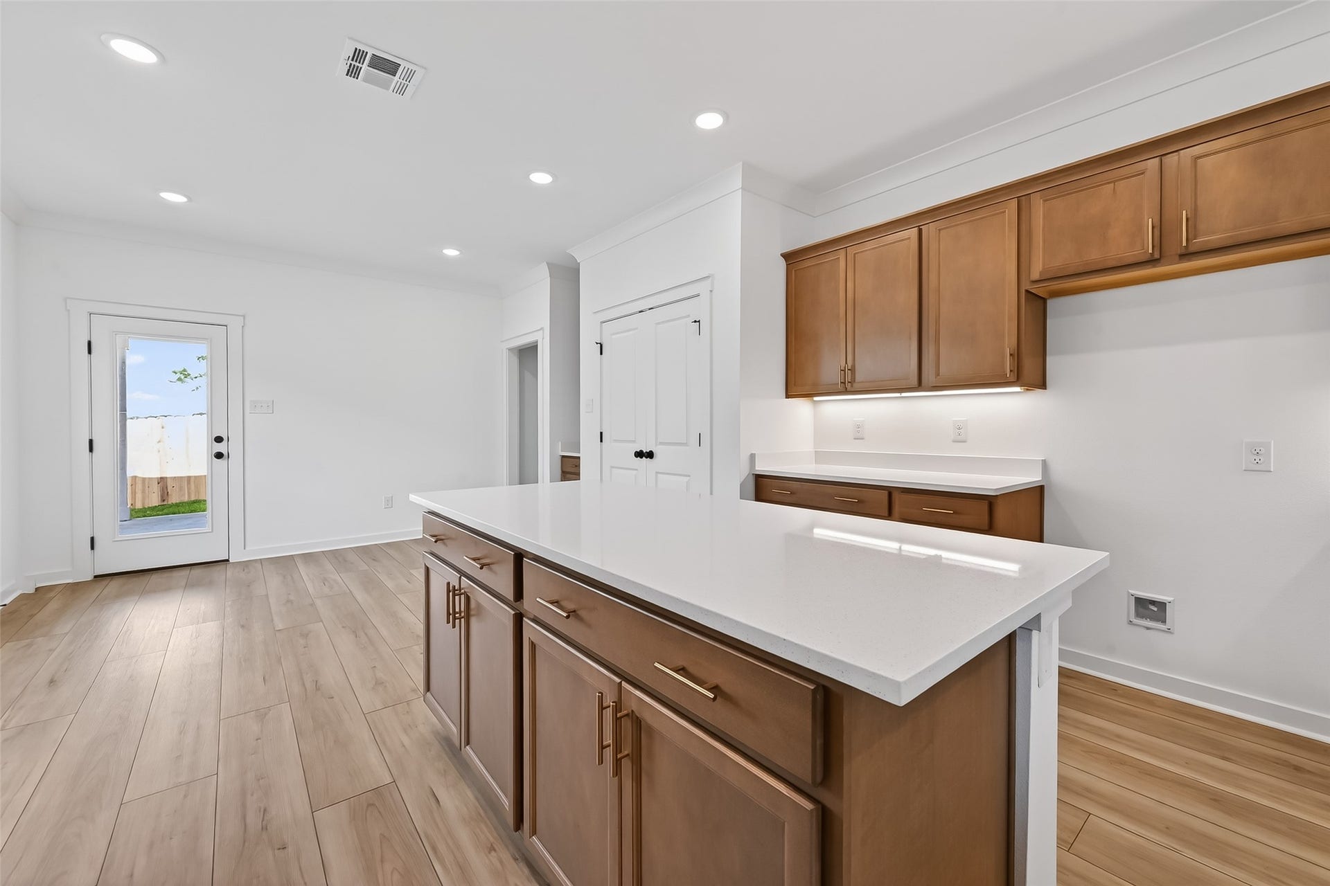 40704 Pessi Road, Magnolia, TX 77354 40704 Pessi Road, Magnolia, TX 77354
