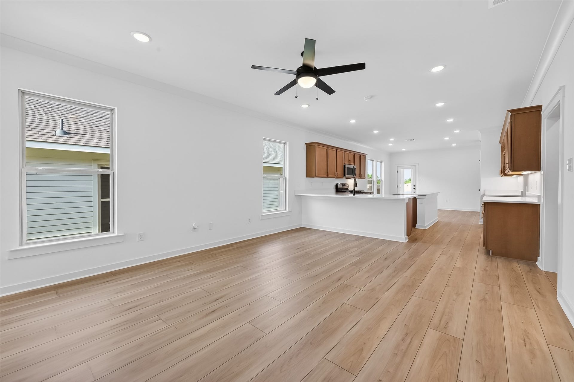 40704 Pessi Road, Magnolia, TX 77354 40704 Pessi Road, Magnolia, TX 77354