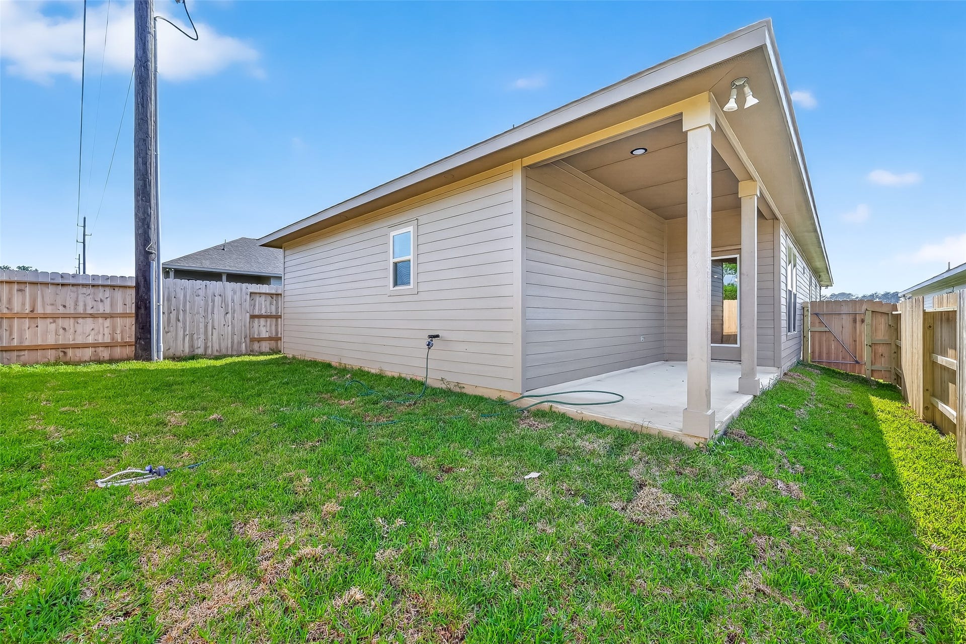 40704 Pessi Road, Magnolia, TX 77354 40704 Pessi Road, Magnolia, TX 77354