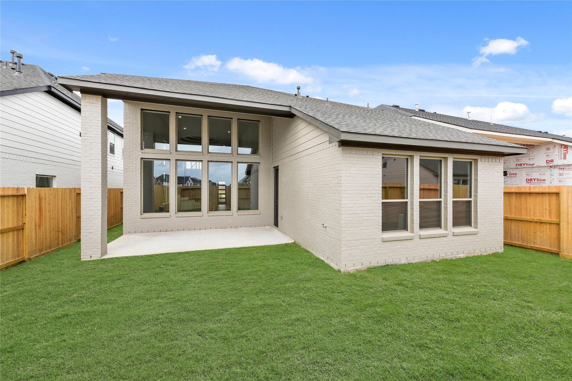 386 Mulberry Creek Street, Conroe, TX 77304 Representative image; features, selections and colors may vary.