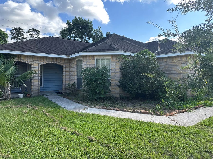 Property photo for 10915 Kentington Oak Drive, Humble, TX
