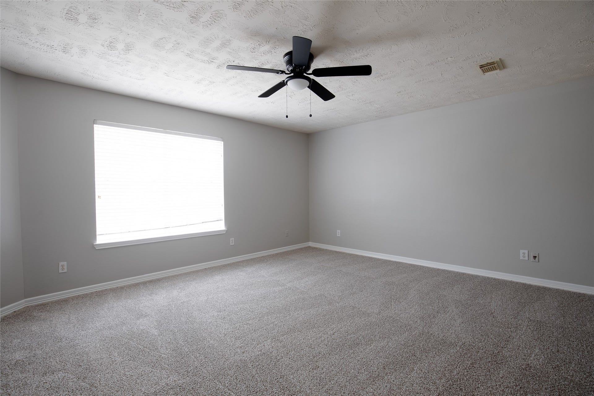 19946 Mason Creek Drive, Katy, TX 77449 All 5 bedrooms are upstairs
