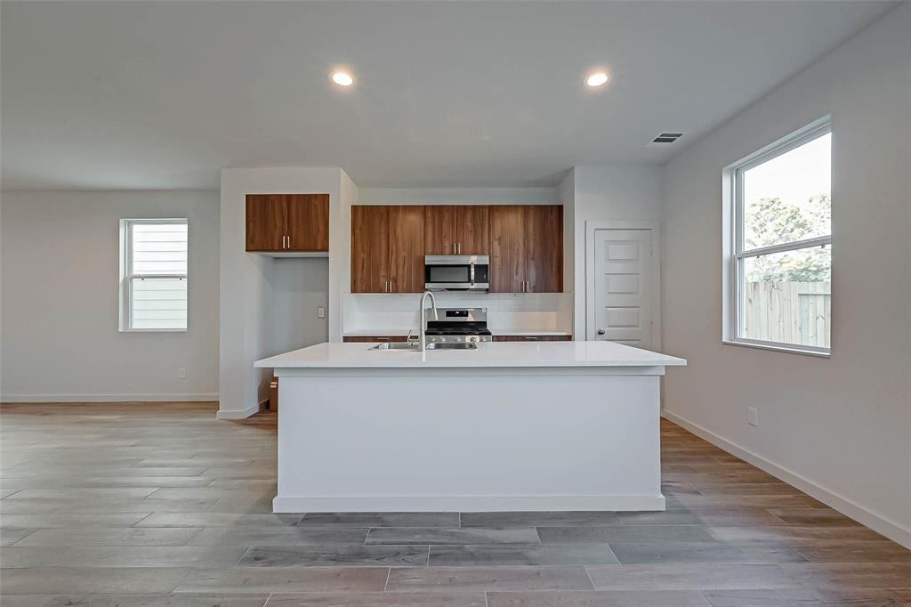 3519 Contempo Drive, Houston, TX 77084 3519 Contempo Drive, Houston, TX 77084