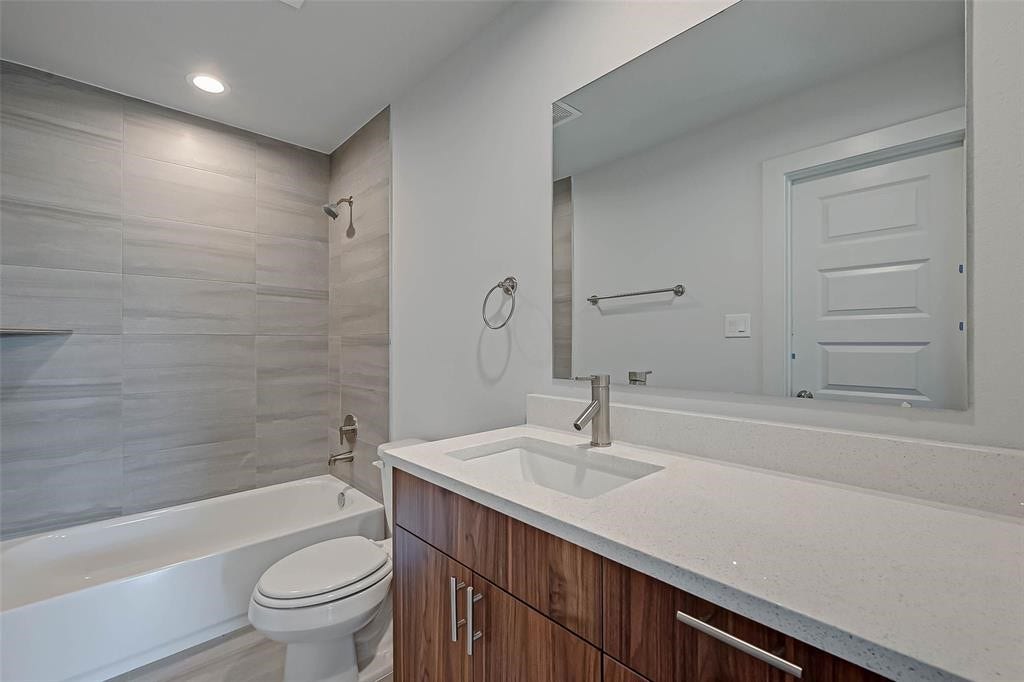 3519 Contempo Drive, Houston, TX 77084 3519 Contempo Drive, Houston, TX 77084