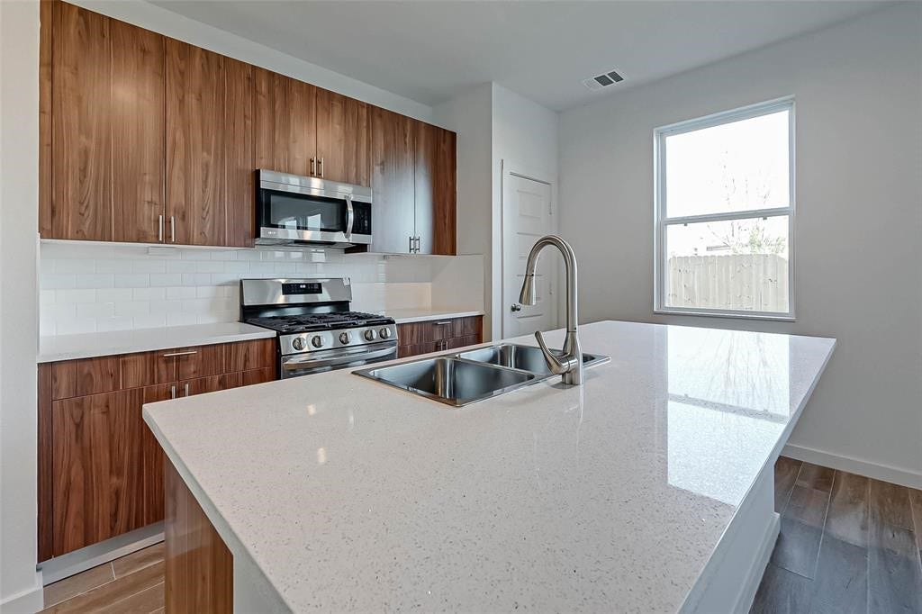 3519 Contempo Drive, Houston, TX 77084 3519 Contempo Drive, Houston, TX 77084