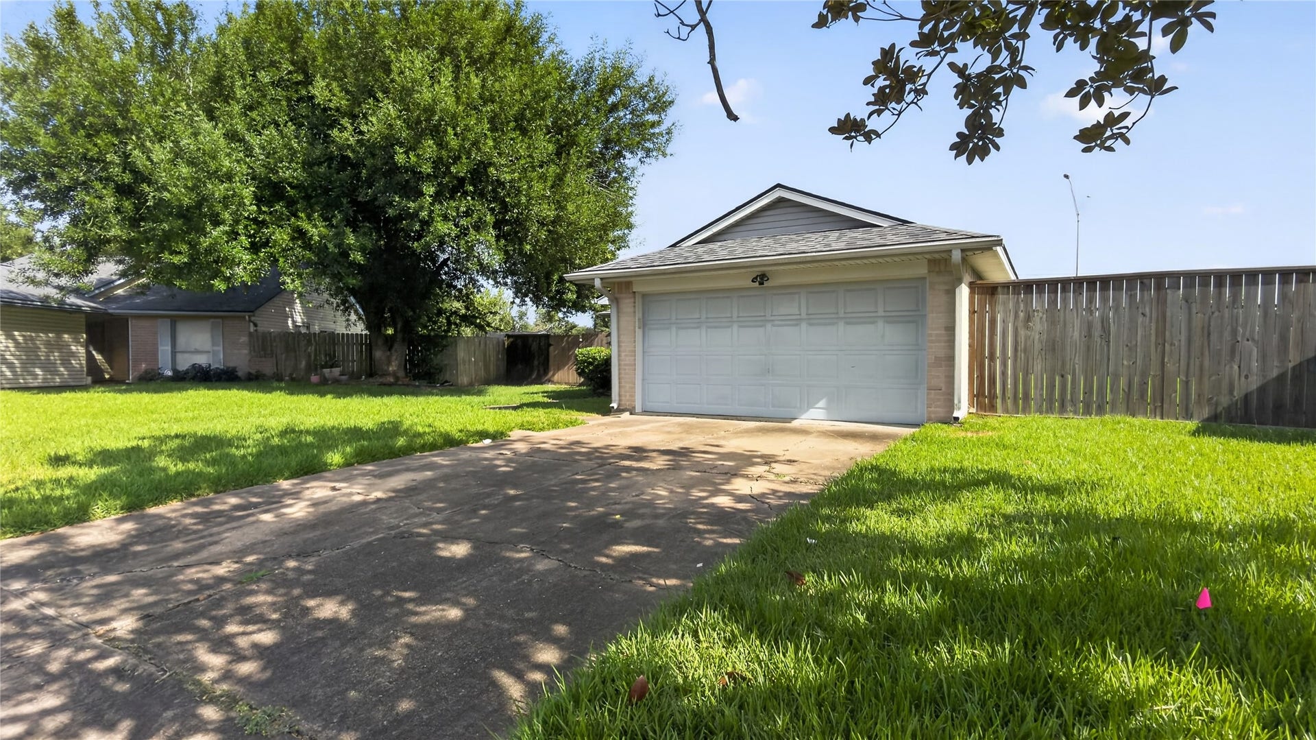 14138 Clover Point Drive, Sugar Land, TX 77498 14138 Clover Point Drive, Sugar Land, TX 77498