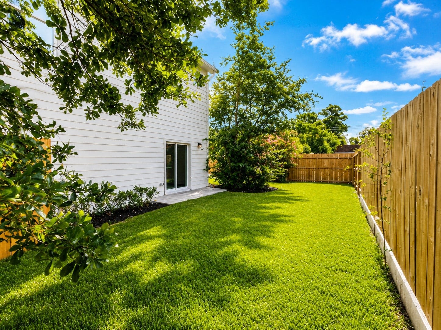 1207 Martin Street, Houston, TX 77018 1207 Martin Street, Houston, TX 77018