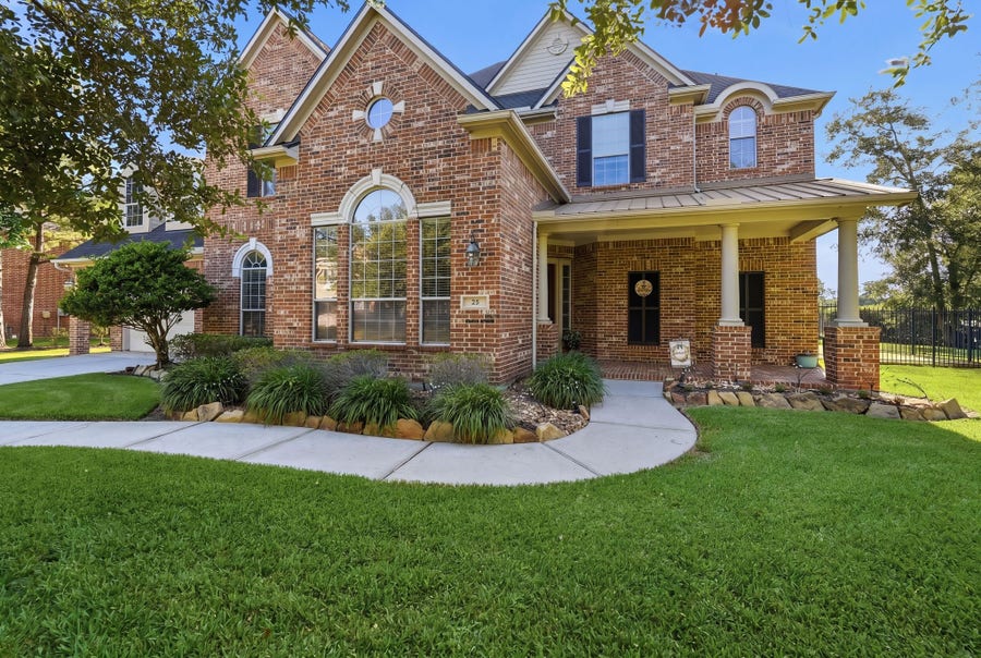 Property photo for 23 Mosaic Point Place, The Woodlands, TX