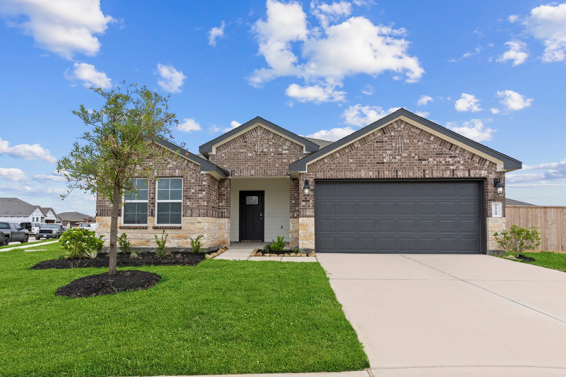 1010 Paddlefish Lane, Alvin, TX 77511 representative photo