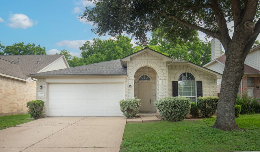 Property photo for 16510 Pademelon Drive, Sugar Land, TX