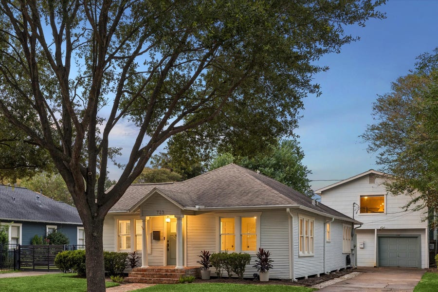 Property photo for 723 Pizer Street, Houston, TX
