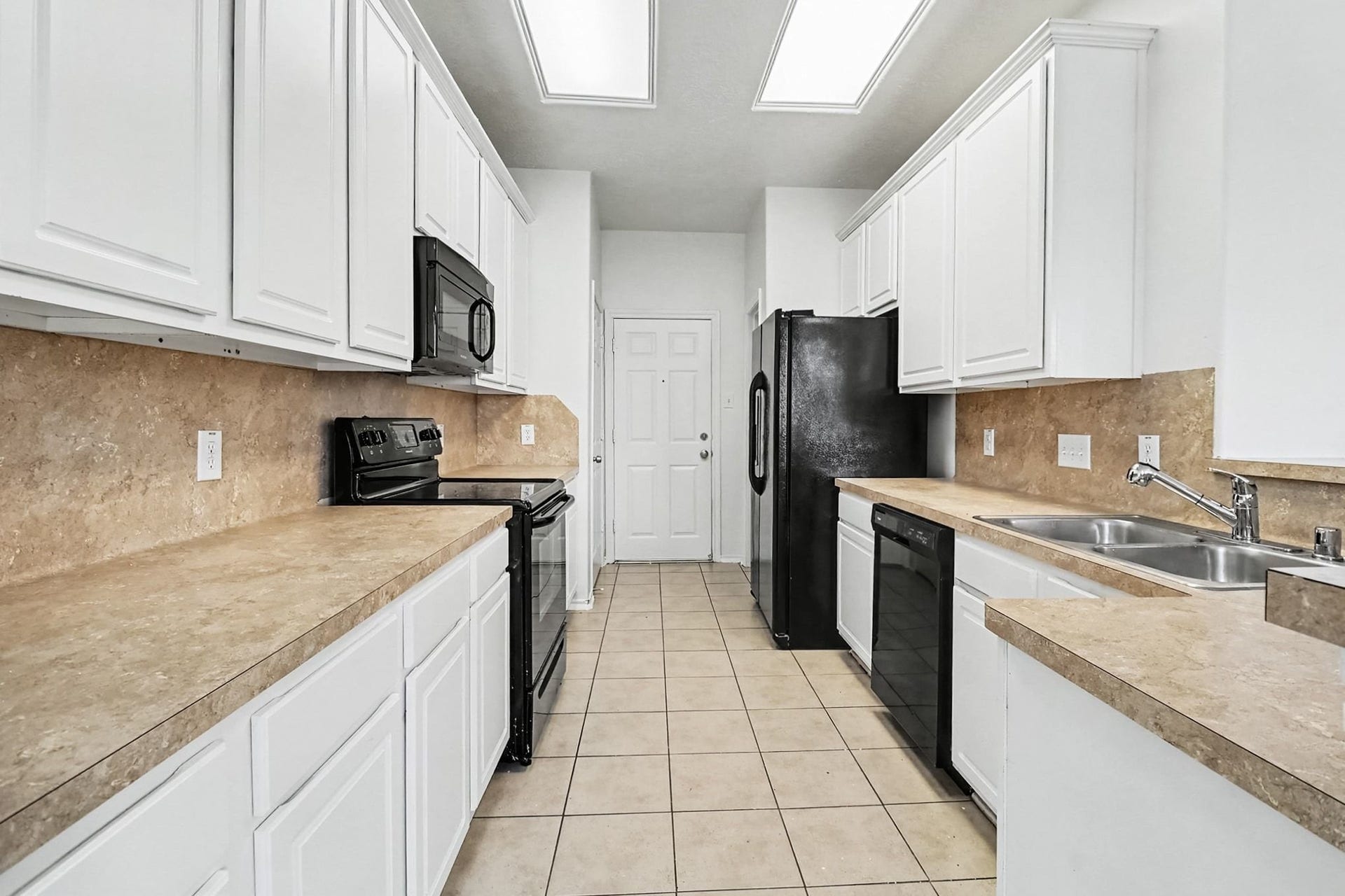 6304 Stoney Creek Drive, Pasadena, TX 77503 6304 Stoney Creek Drive, Pasadena, TX 77503