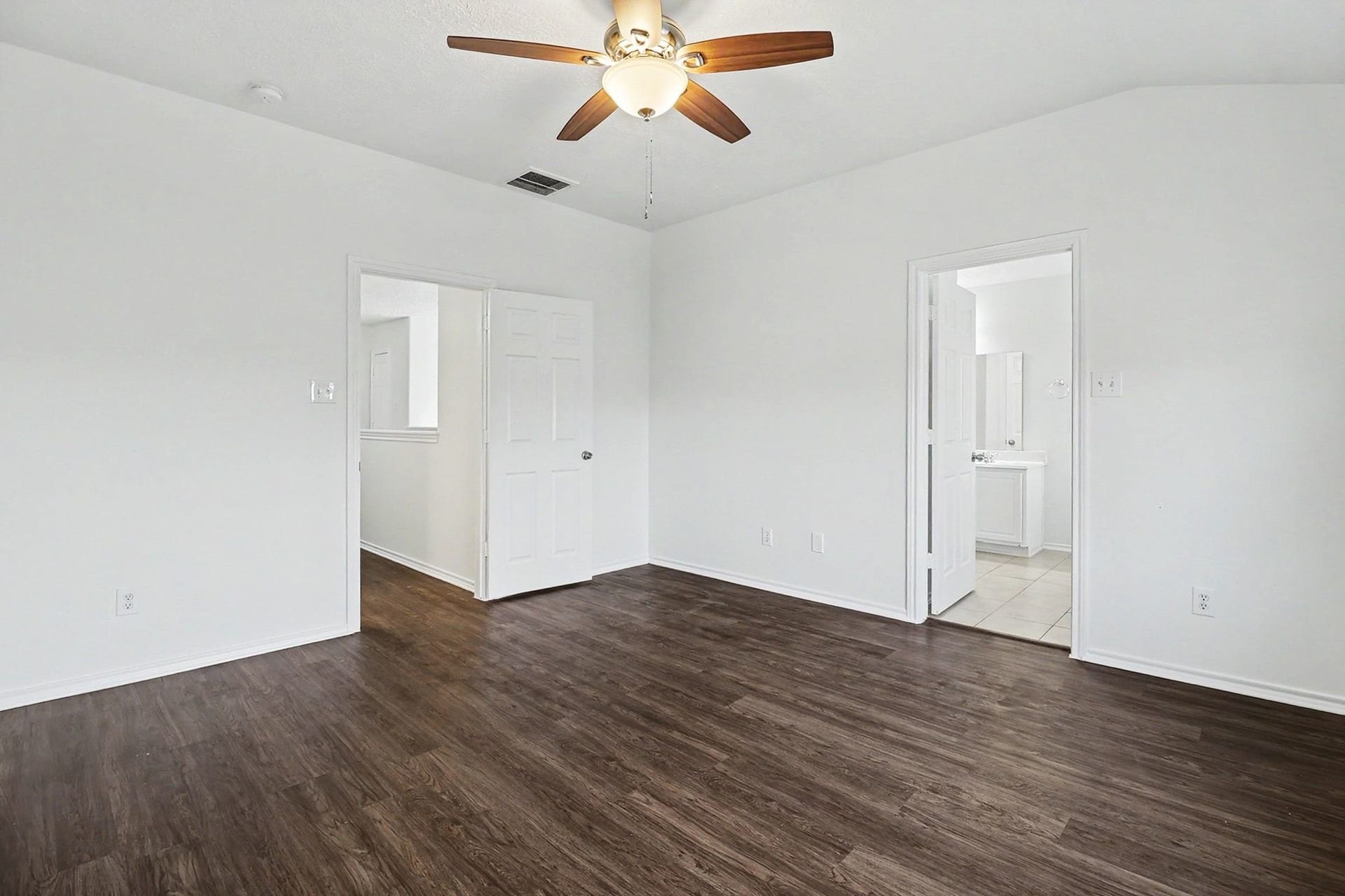 6304 Stoney Creek Drive, Pasadena, TX 77503 6304 Stoney Creek Drive, Pasadena, TX 77503