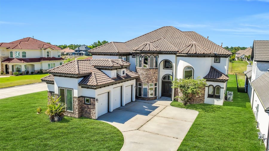 Property photo for 11656 Renaissance Drive, Montgomery, TX