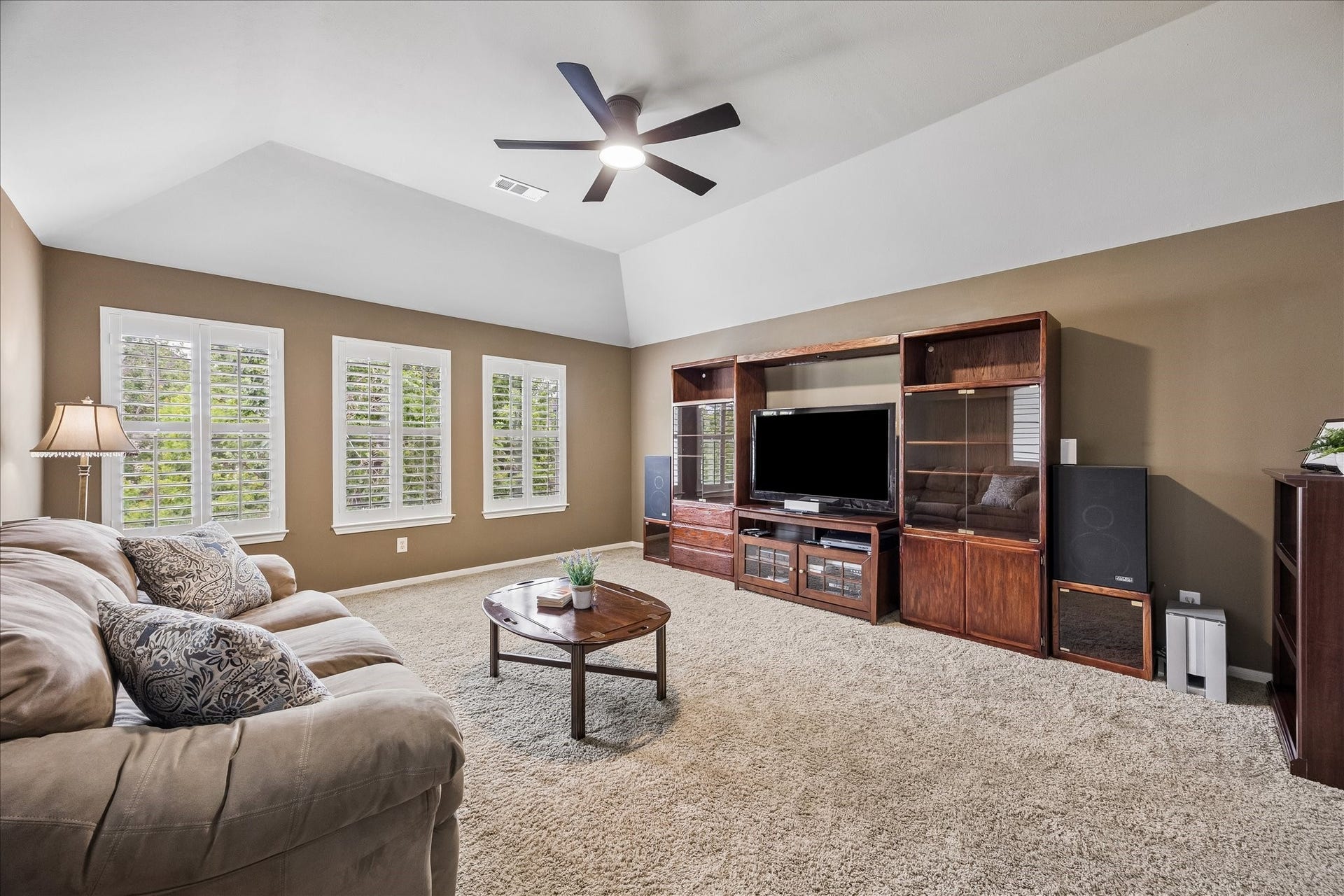 9618 Randon Lane, Missouri City, TX 77459 Large enclosed Game Room upstairs with Plantation Shutters. Could be a nice media room as it's a closed off space.