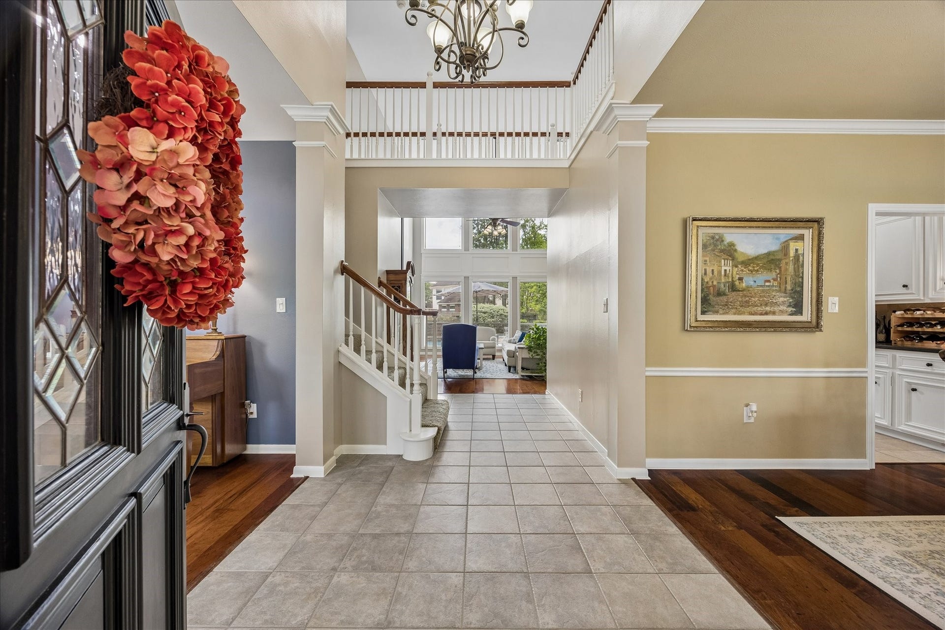 9618 Randon Lane, Missouri City, TX 77459 Stunning two story entry.