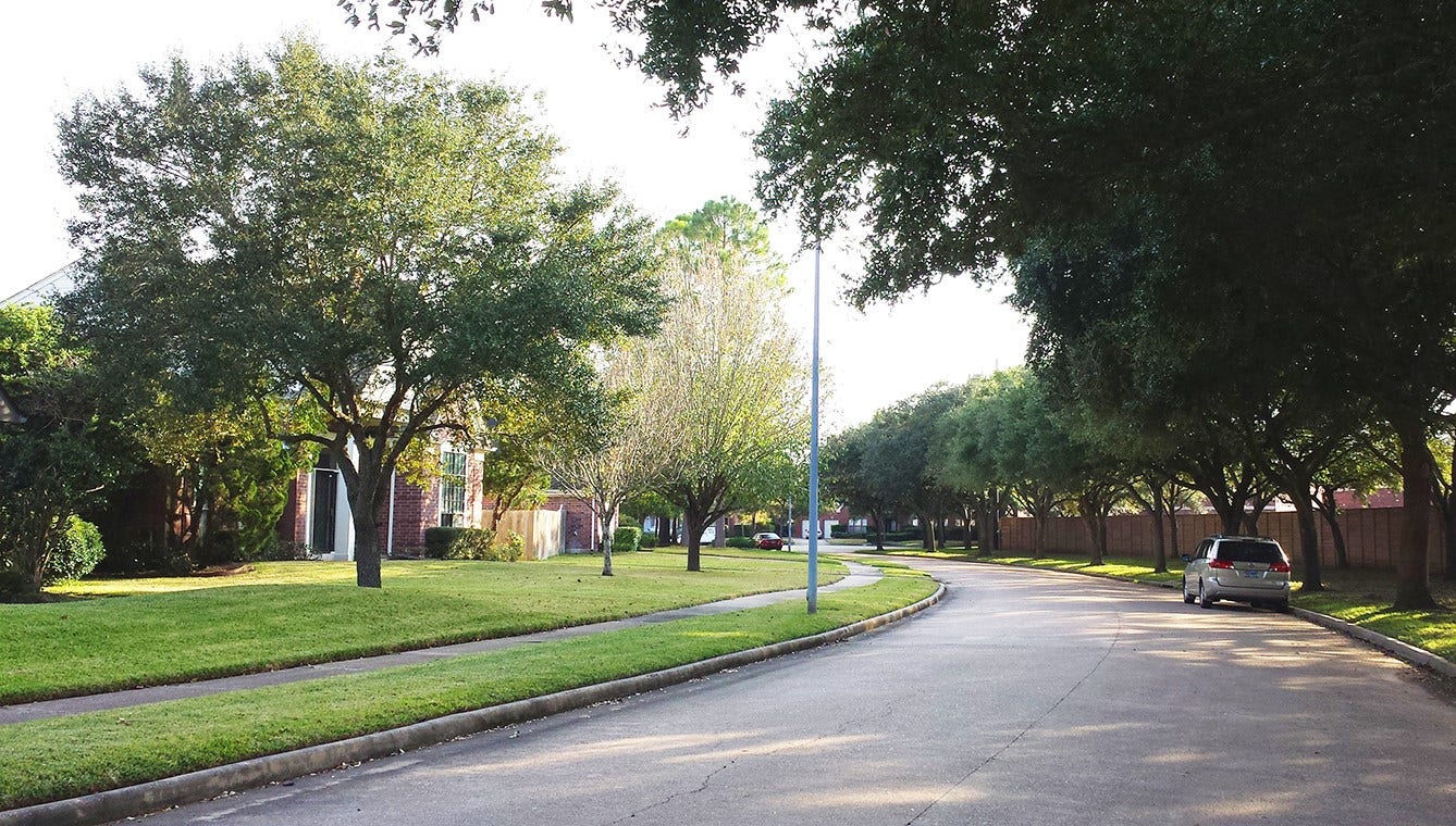 2319 Mill Creek Drive, Sugar Land, TX 77478