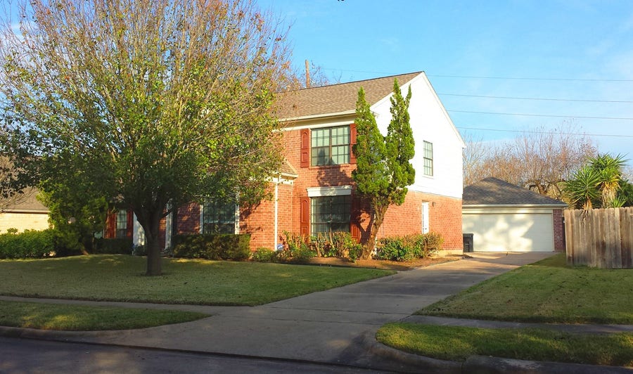 Property photo for 2319 Mill Creek Drive, Sugar Land, TX