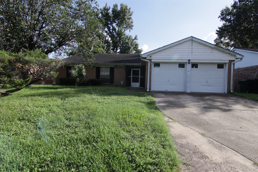 Property photo for 8419 Roos Road, Houston, TX