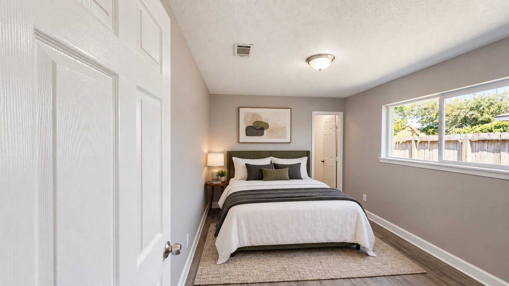 4126 Worrell Drive, Houston, TX 77045 *VIRTUALLY STAGED*