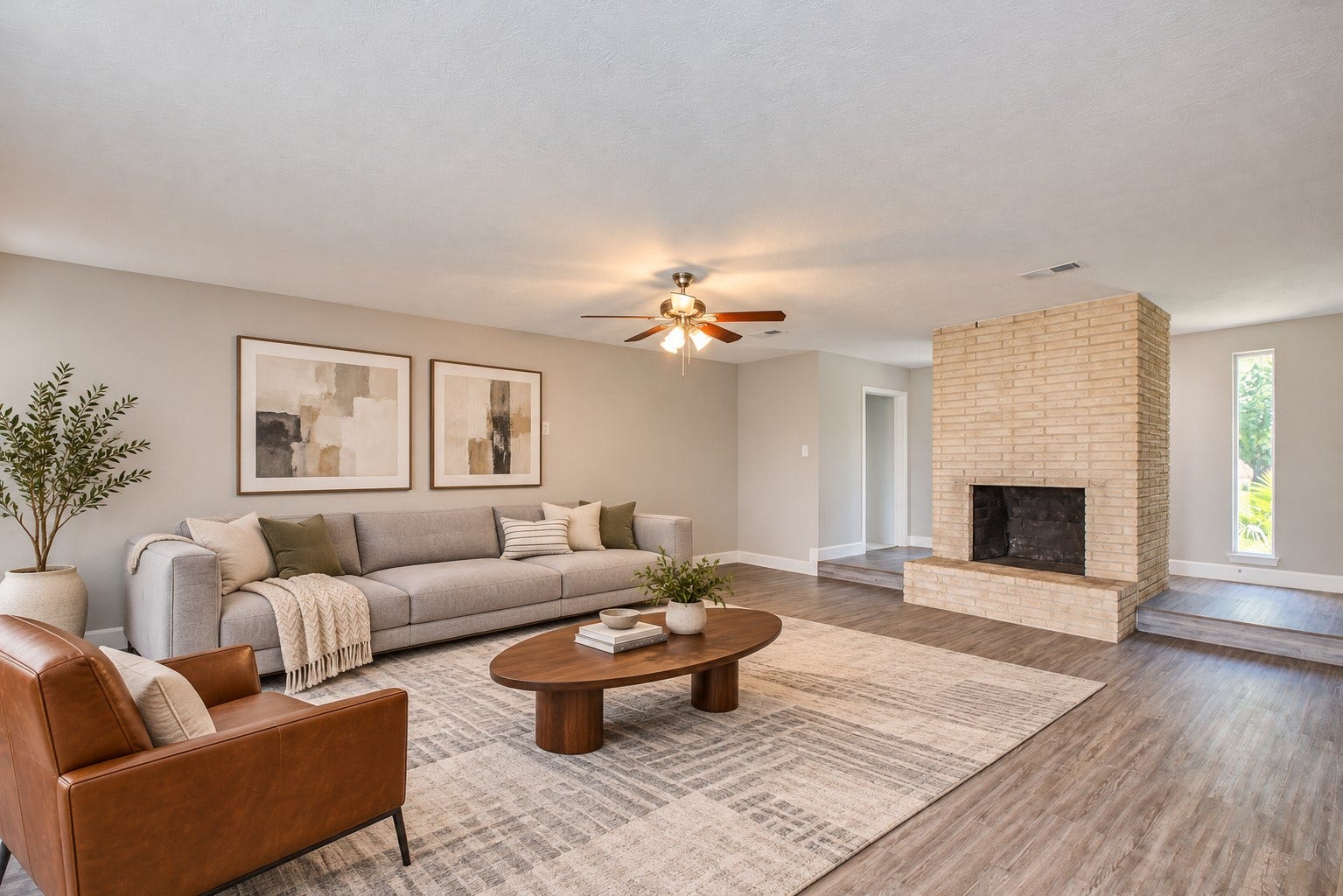 4126 Worrell Drive, Houston, TX 77045 *VIRTUALLY STAGED*