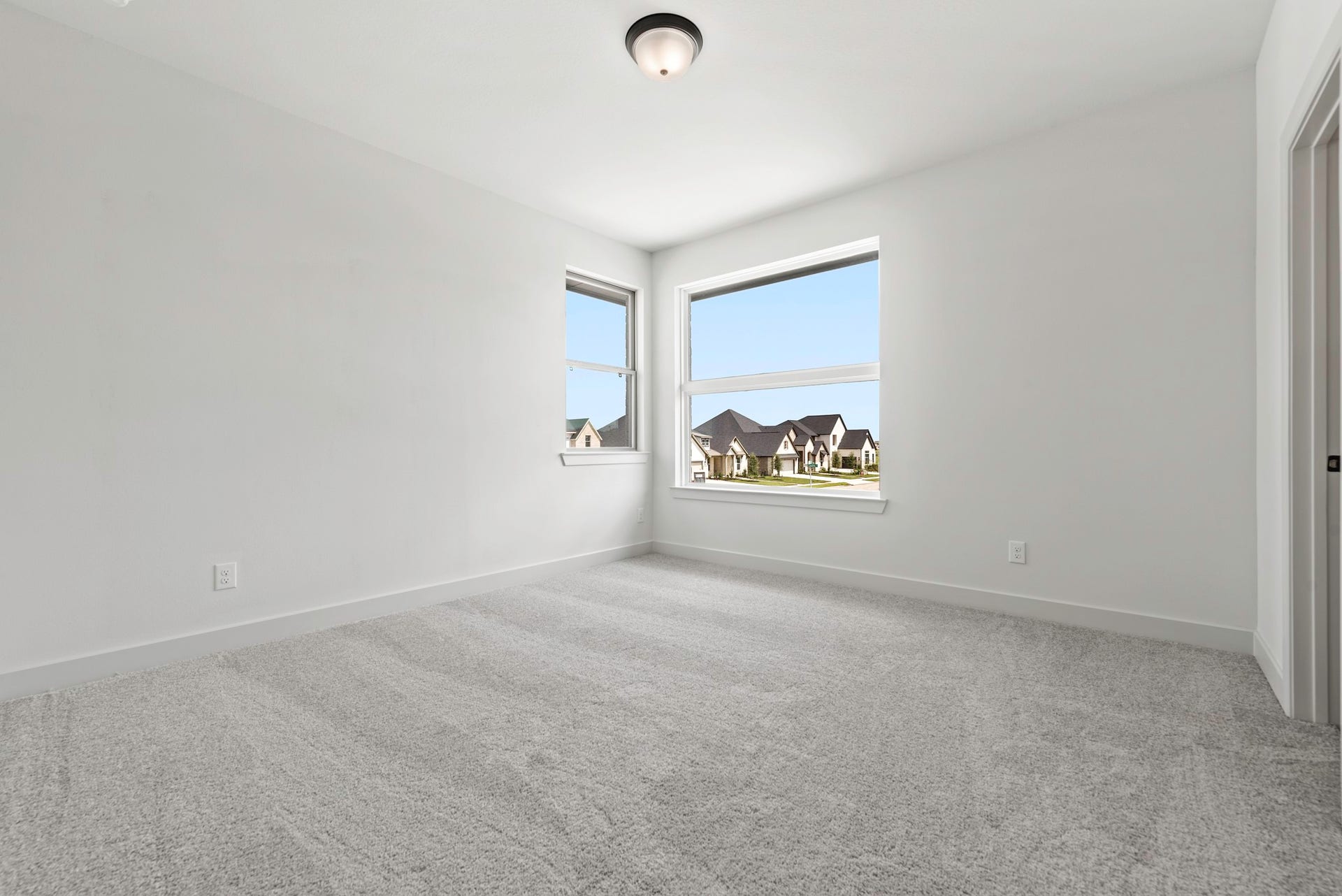 1028 Palm Canyon Lane, Katy, TX 77493 Representative image; features, selections, and colors may vary.