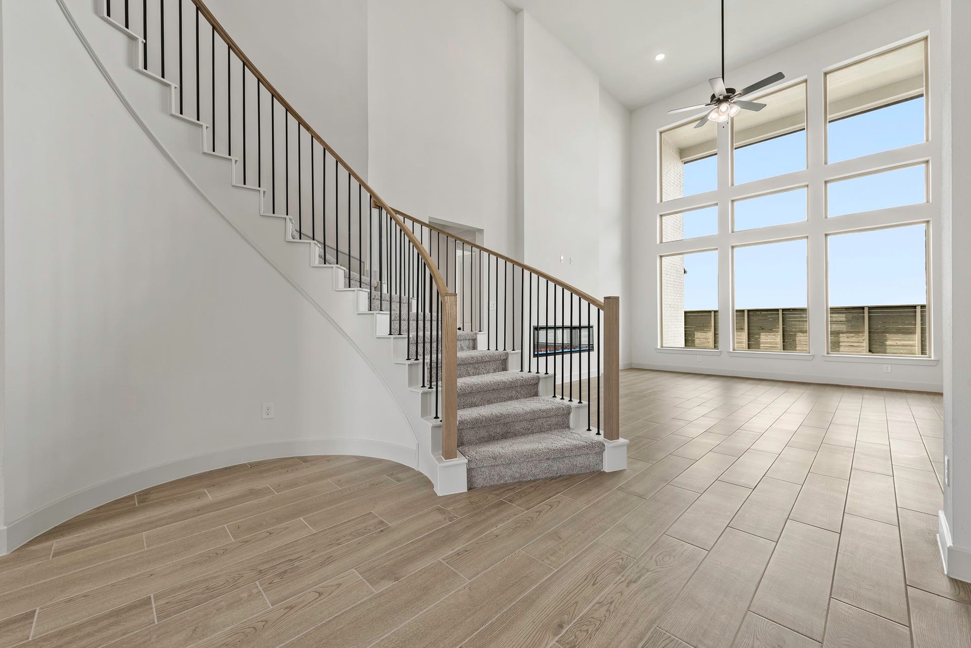 1028 Palm Canyon Lane, Katy, TX 77493 Representative image; features, selections, and colors may vary.