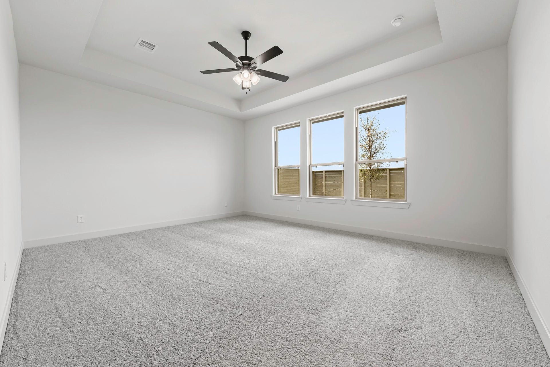 1028 Palm Canyon Lane, Katy, TX 77493 Representative image; features, selections, and colors may vary.