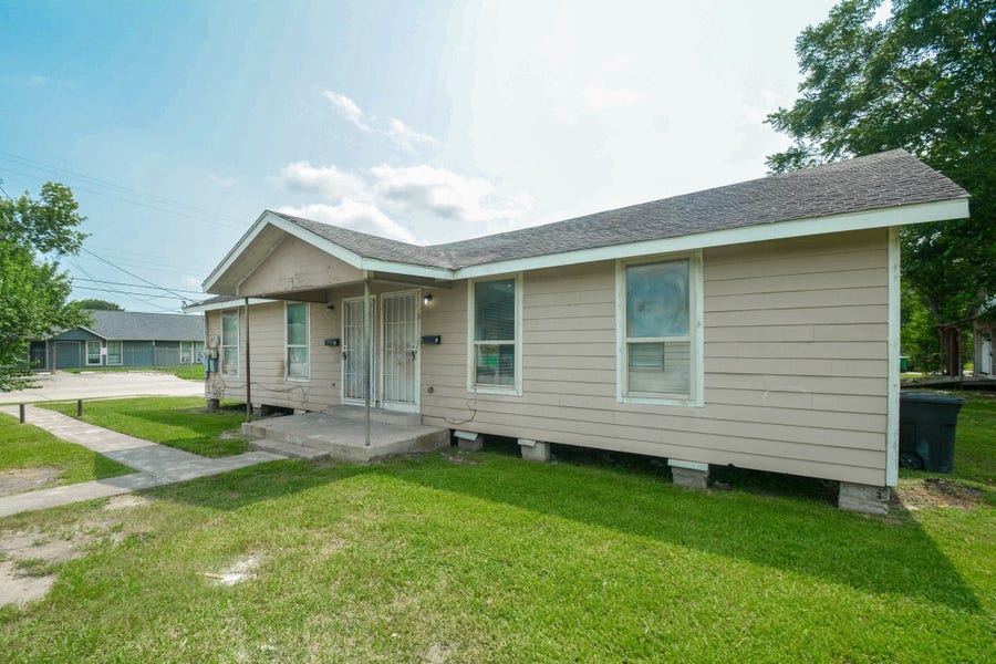 Property photo for 6014 Collingsworth Street, #2, Houston, TX