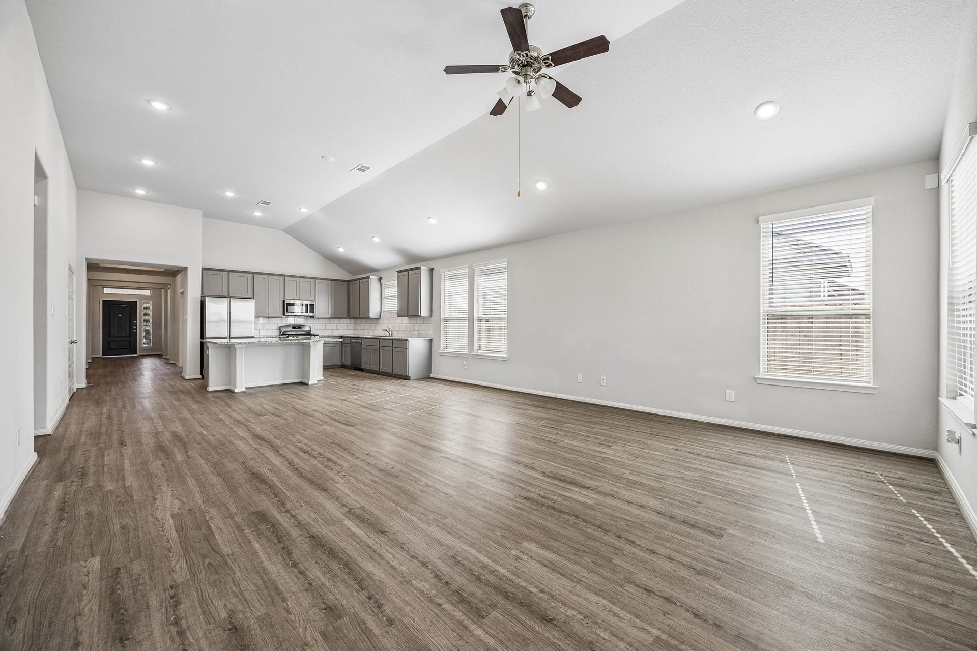 1625 Darwin Cedar Drive, Iowa Colony, TX 77583