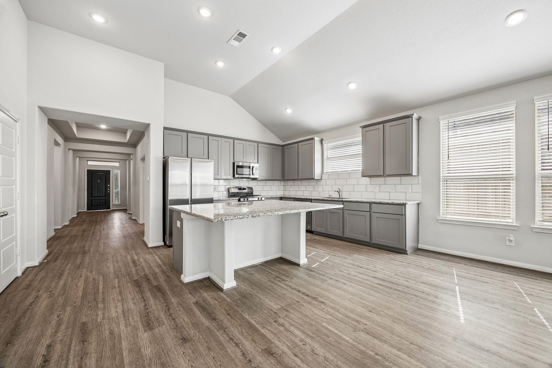 1625 Darwin Cedar Drive, Iowa Colony, TX 77583