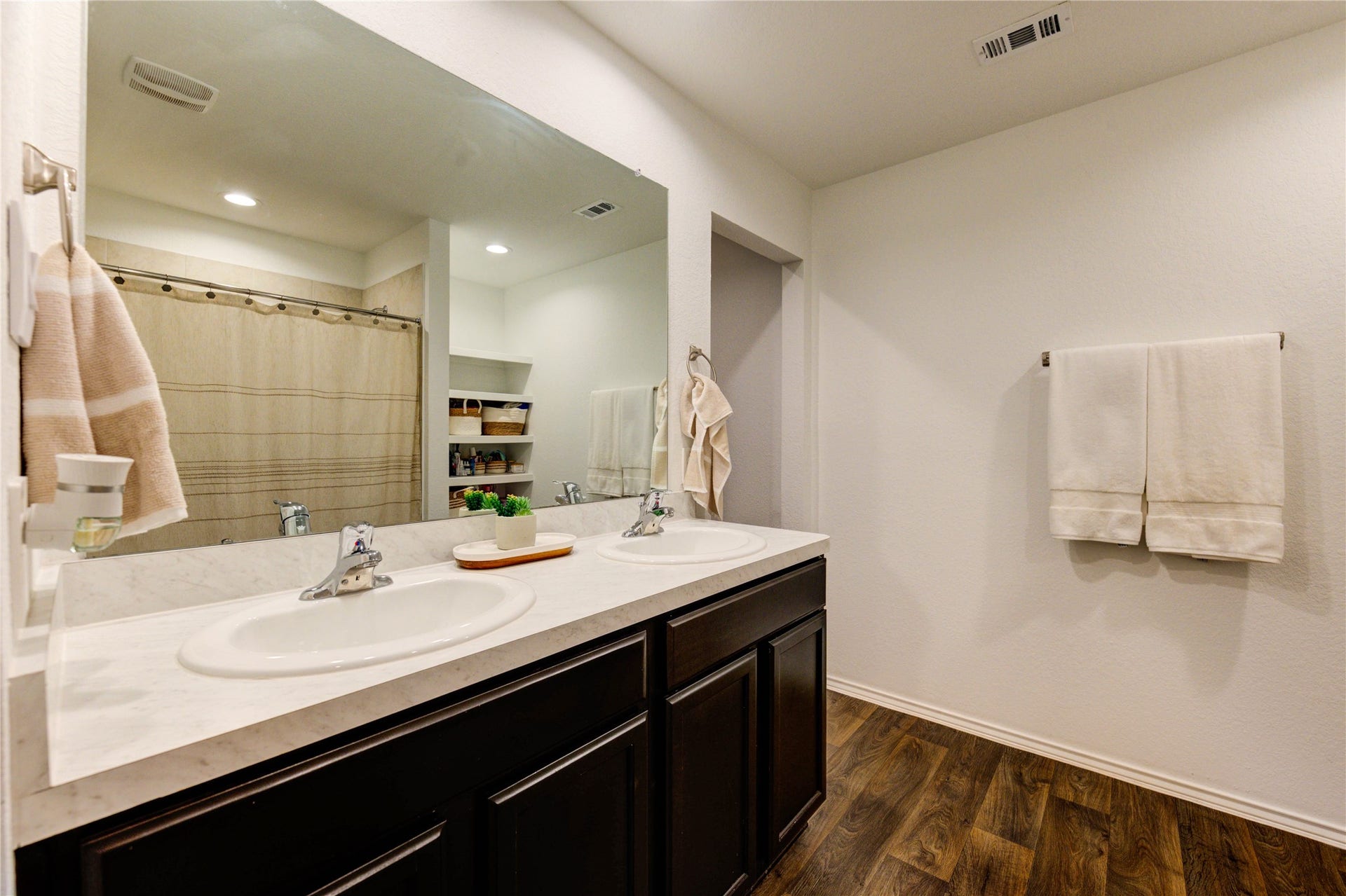 21577 Starry Night Drive, New Caney, TX 77357 21577 Starry Night Drive, New Caney, TX 77357