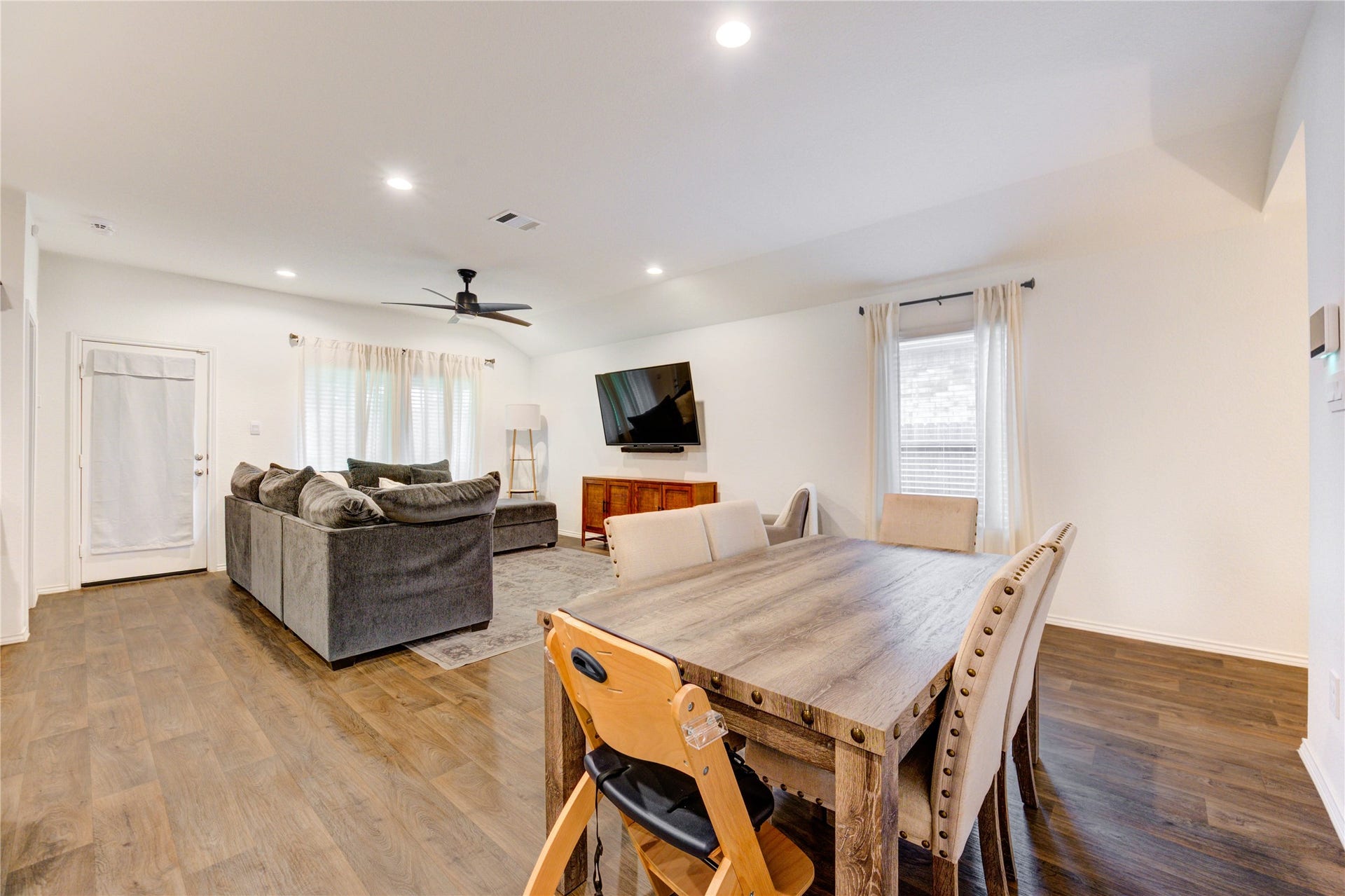 21577 Starry Night Drive, New Caney, TX 77357 21577 Starry Night Drive, New Caney, TX 77357