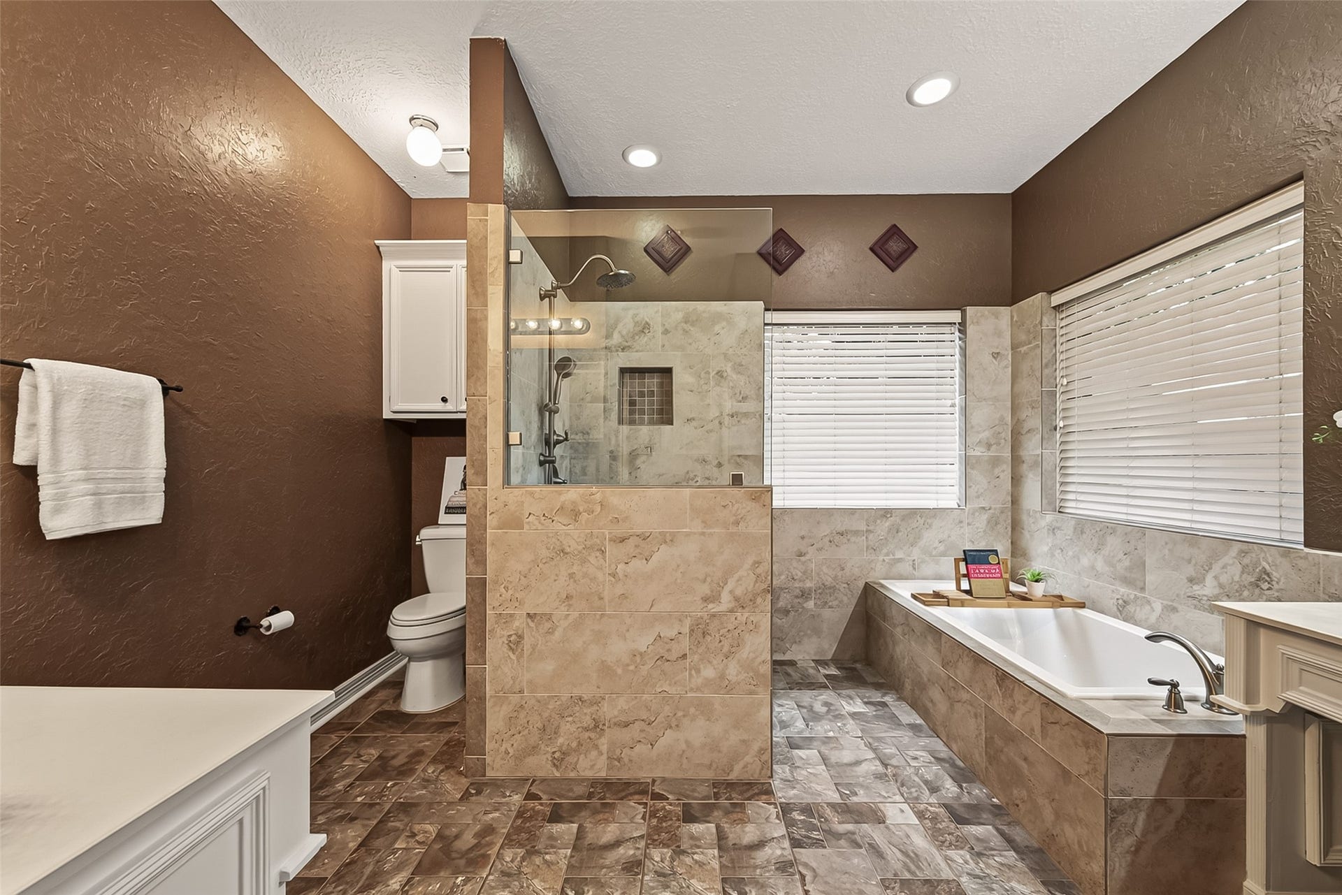 1410 Briar Green Court, Richmond, TX 77406 updated Primary Bathroom with a large walk-in shower and separate garden tub