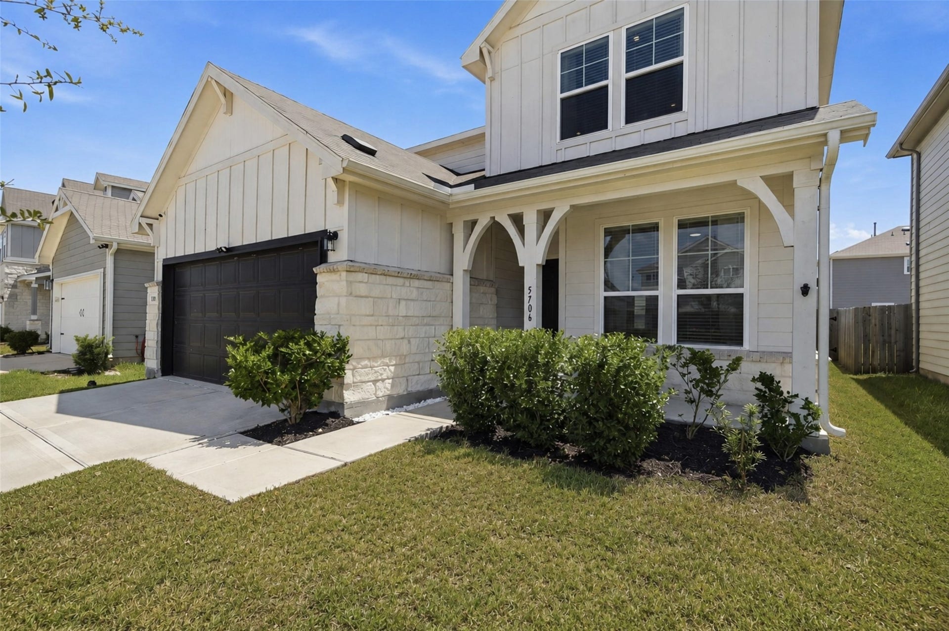 Welcoming front porch!