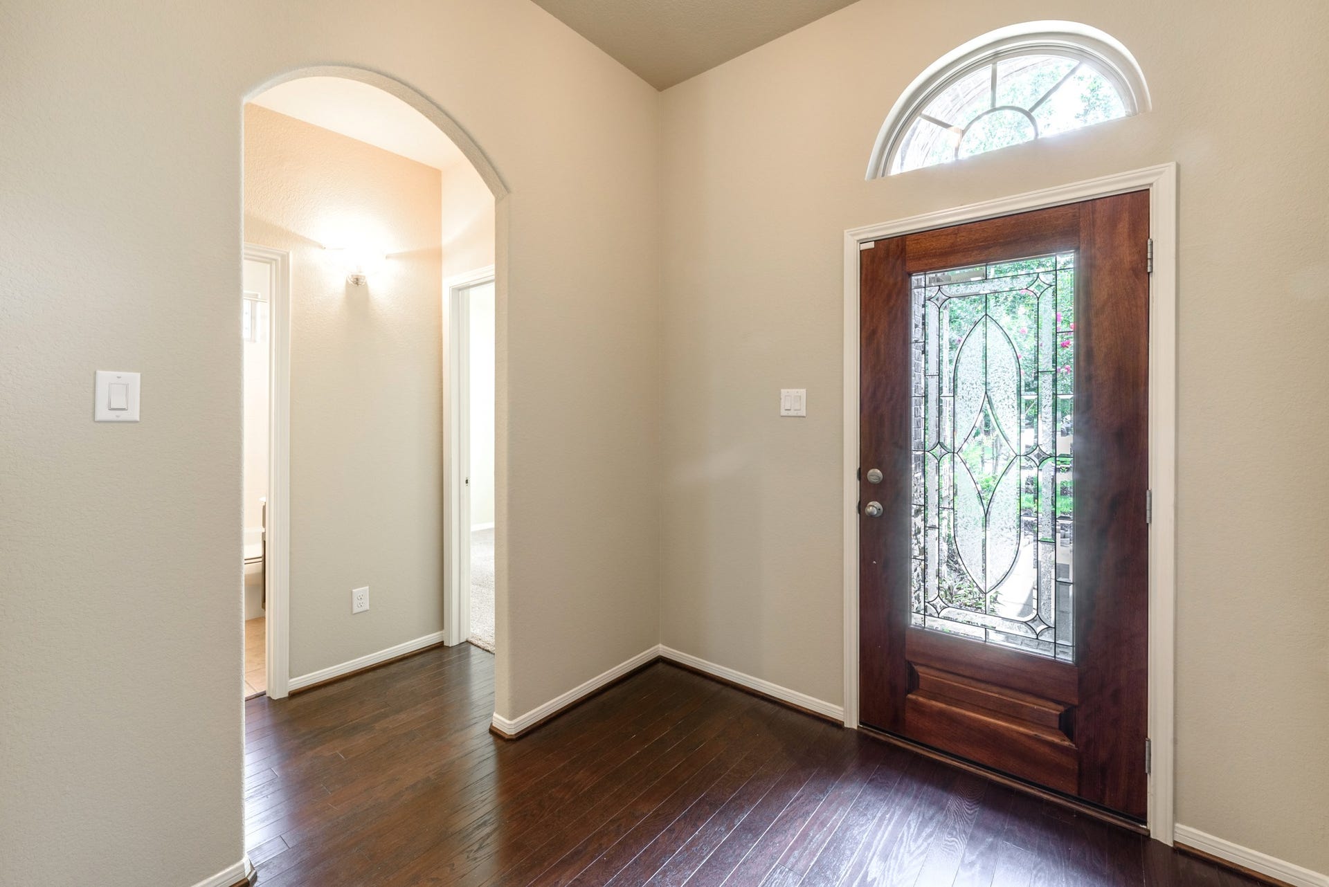 202 Black Swan Place, Magnolia, TX 77354 Just off the right side of the front entry are a secondary bedroom and guest bath.