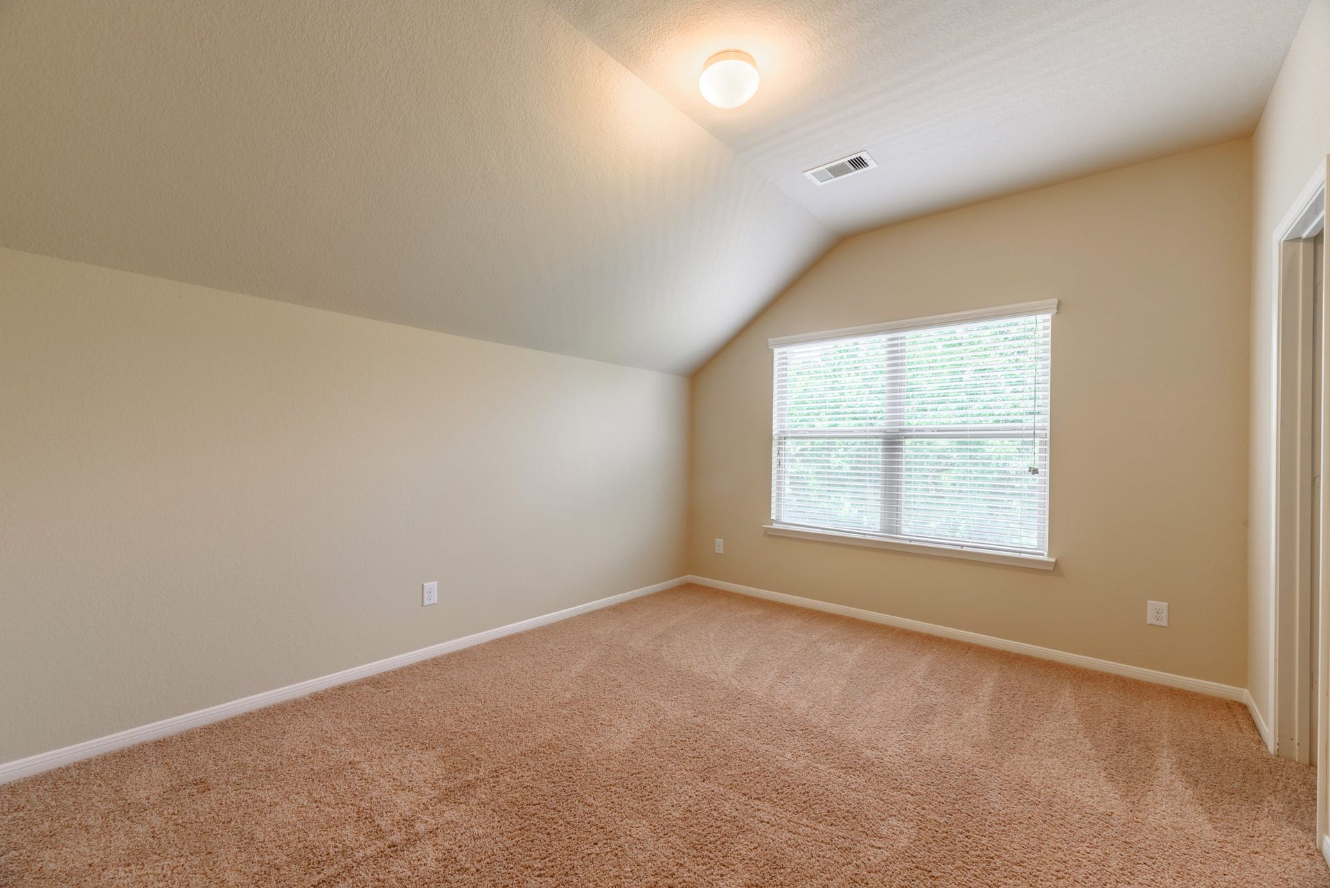 202 Black Swan Place, Magnolia, TX 77354 Secondary bedroom could also be used as a media room.