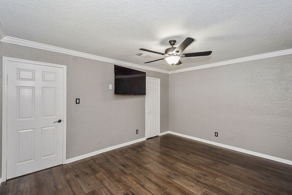 3838 Hansen Drive, Dickinson, TX 77539 3838 Hansen Drive, Dickinson, TX 77539