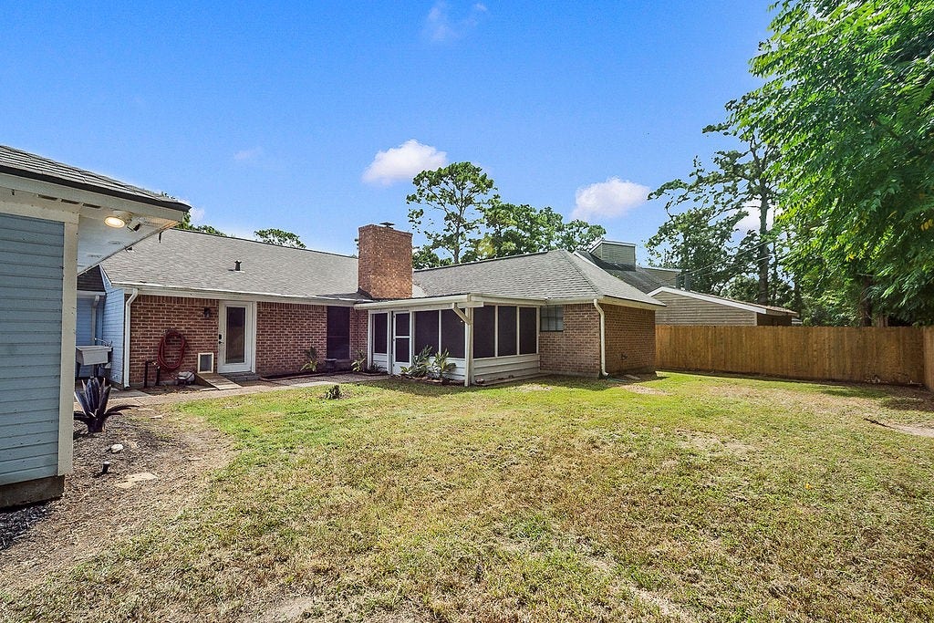 3838 Hansen Drive, Dickinson, TX 77539 3838 Hansen Drive, Dickinson, TX 77539