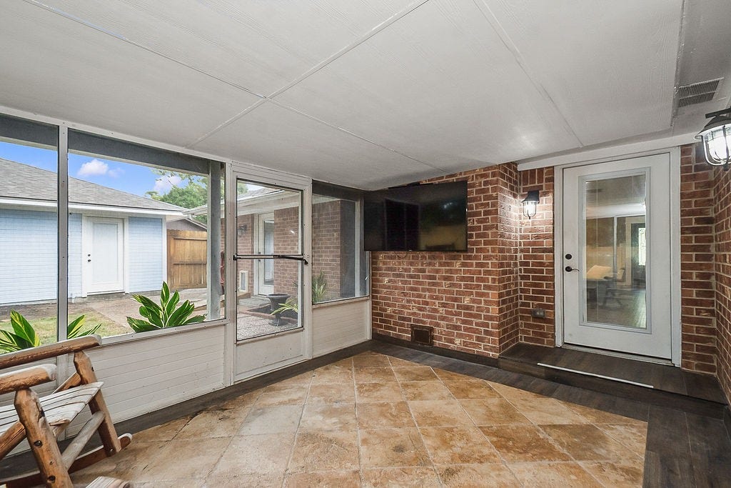 3838 Hansen Drive, Dickinson, TX 77539 3838 Hansen Drive, Dickinson, TX 77539