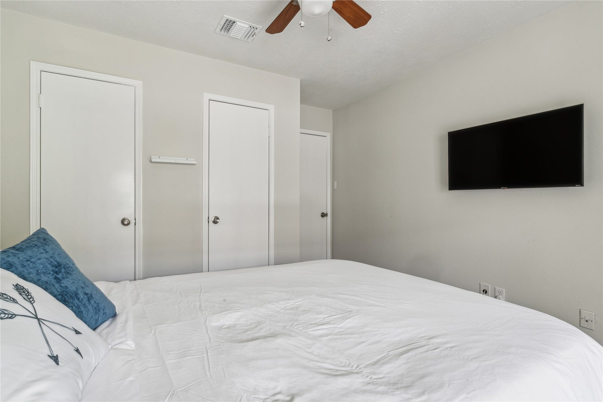 2379 BRIARWEST BLVD, #19, Houston, TX 77077 2379 BRIARWEST BLVD, #19, Houston, TX 77077