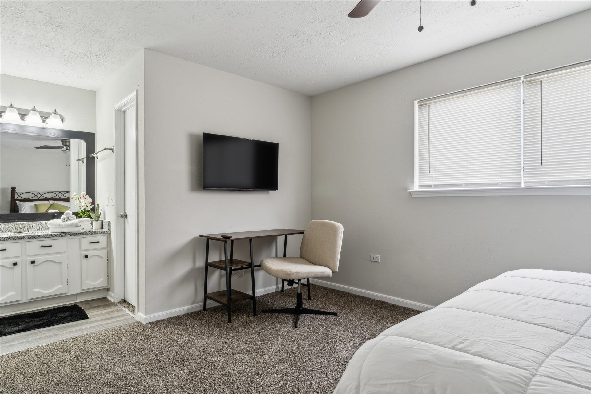 2379 BRIARWEST BLVD, #19, Houston, TX 77077 2379 BRIARWEST BLVD, #19, Houston, TX 77077