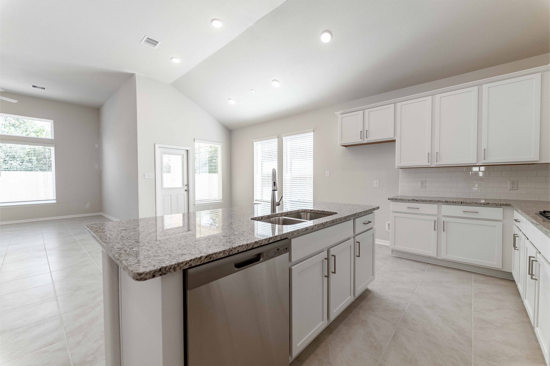 426 Riesling Drive, Alvin, TX 77511 426 Riesling Drive, Alvin, TX 77511
