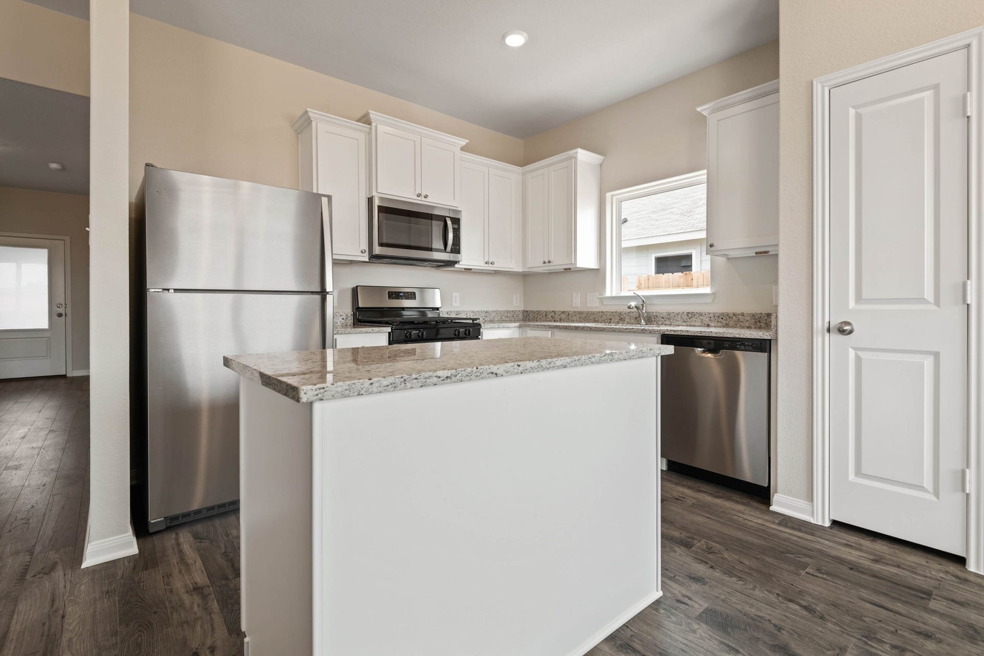 680 Rusted Spur Way, Waller, TX 77484