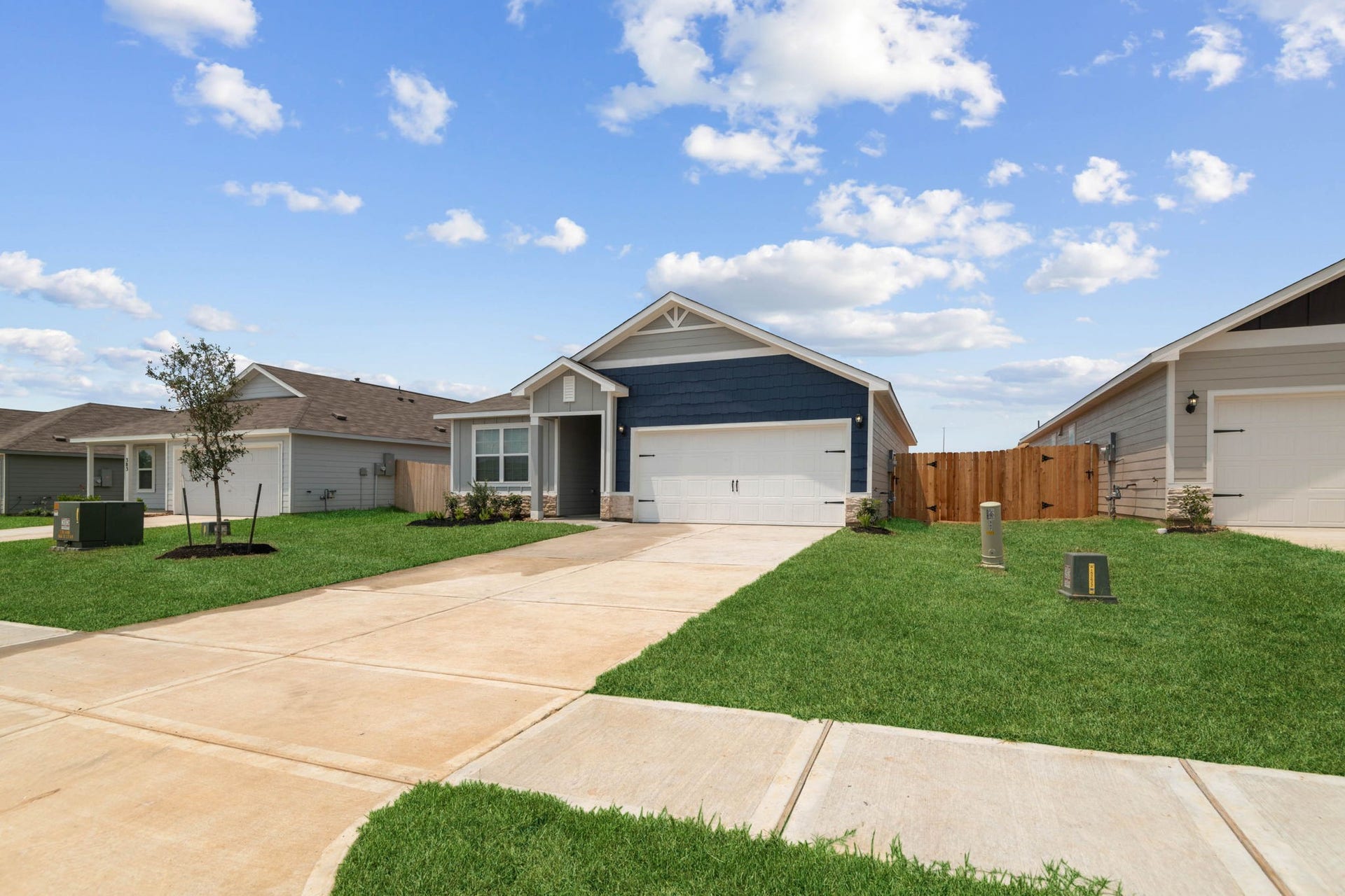 680 Rusted Spur Way, Waller, TX 77484