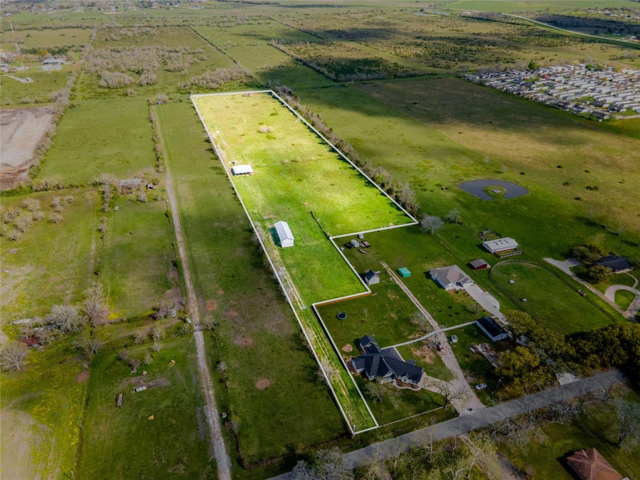 Property photo for 2313 N Shanks Road, Angleton, TX