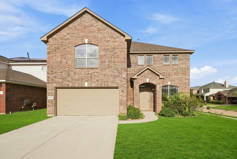 Property photo for 18810 Lantern Cove Lane, Tomball, TX